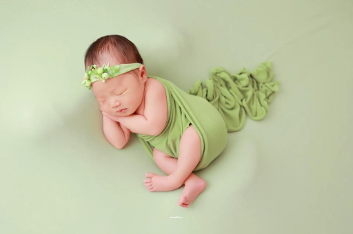 塔城宝宝在肚子里打嗝 塔城宝宝在肚子里打嗝